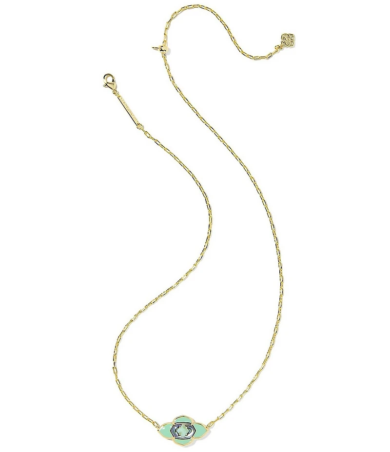 Kendra Scott Abbie Medallion Short Pendant Necklace