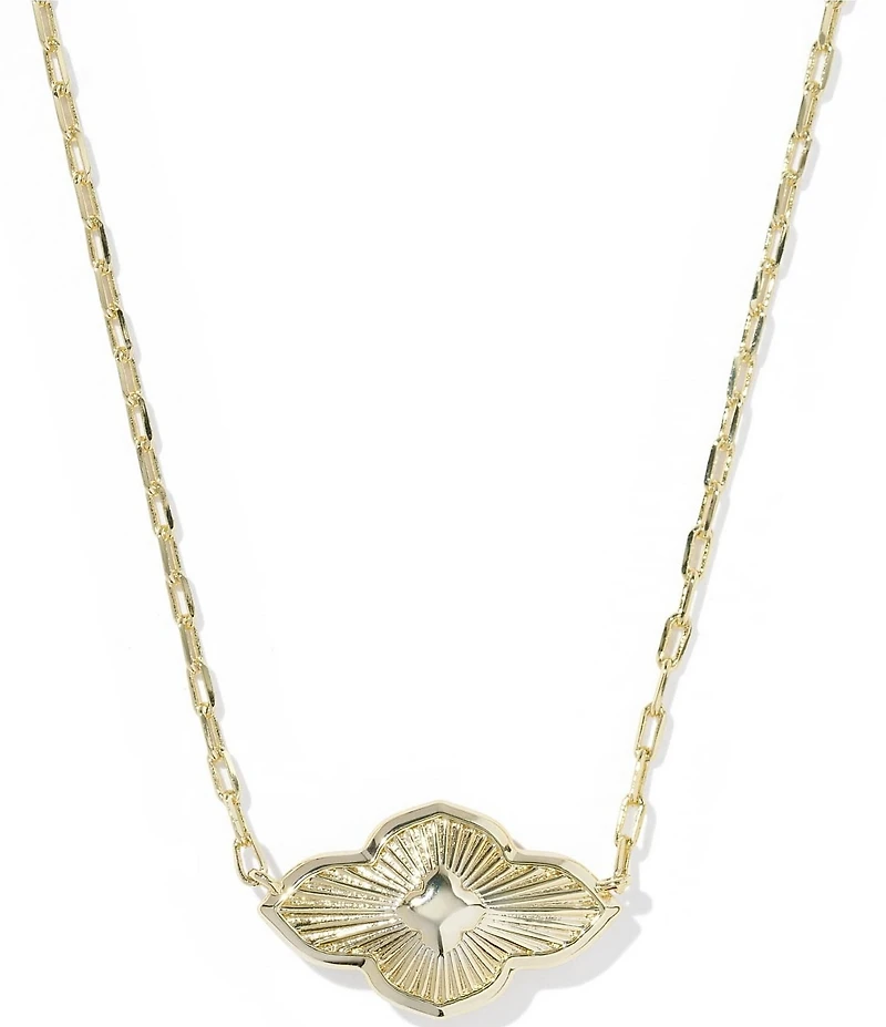 Kendra Scott Abbie Medallion Short Pendant Necklace