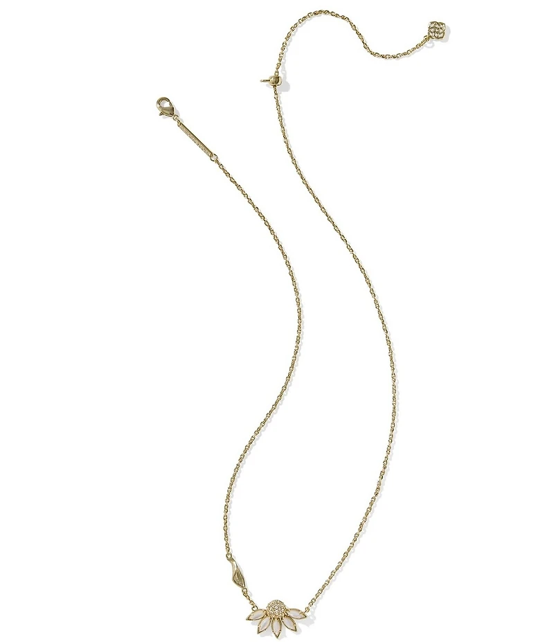 Kendra Scott Anya Flower Short Pendant Necklace