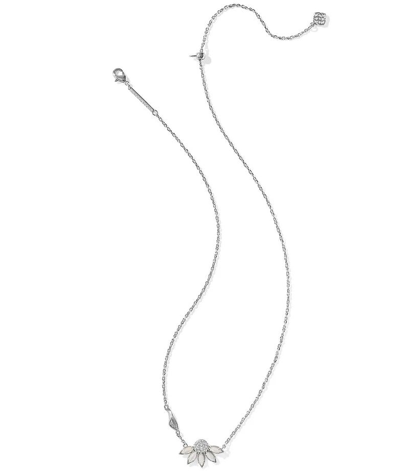 Kendra Scott Anya Flower Short Pendant Necklace