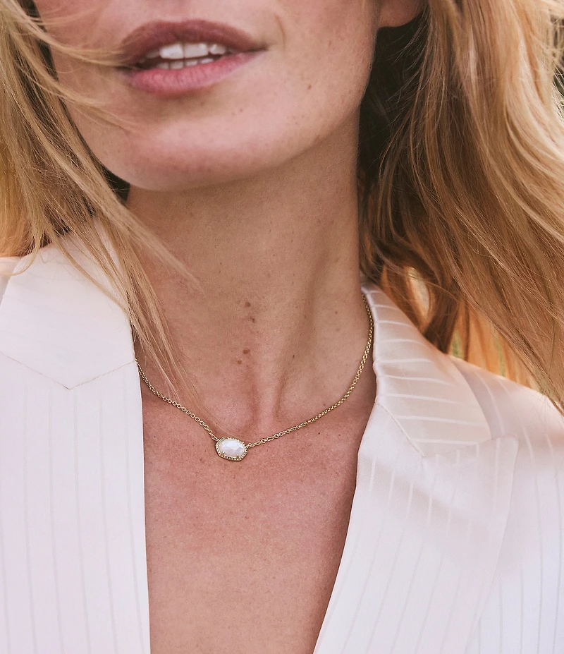 Kendra Scott Daphne Frame Short Pendant Necklace