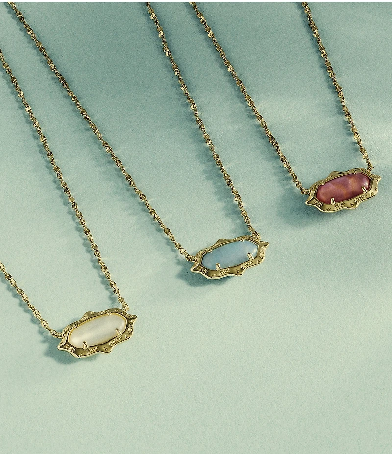 Kendra Scott Elisa Scallop Frame Short Pendant Necklace