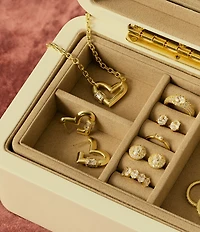 Kendra Scott Emery Heart Short Pendant Necklace