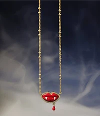 Kendra Scott Vampire Short Pendant Necklace