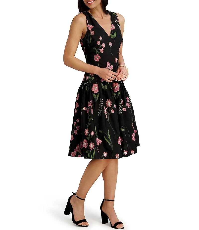 Kensie Floral Embroidered Woven V-Neck Sleeveless A-Line Midi Dress