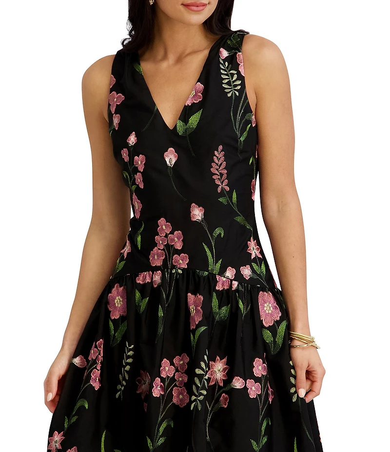 Kensie Floral Embroidered Woven V-Neck Sleeveless A-Line Midi Dress
