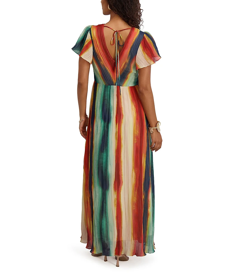 Kensie Printed Chiffon V-Neck Short Flutter Sleeves Pleated Sheath Dress