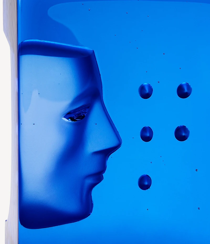 Kosta Boda Azur Collection Look Blue Bertil Vallien Figurine