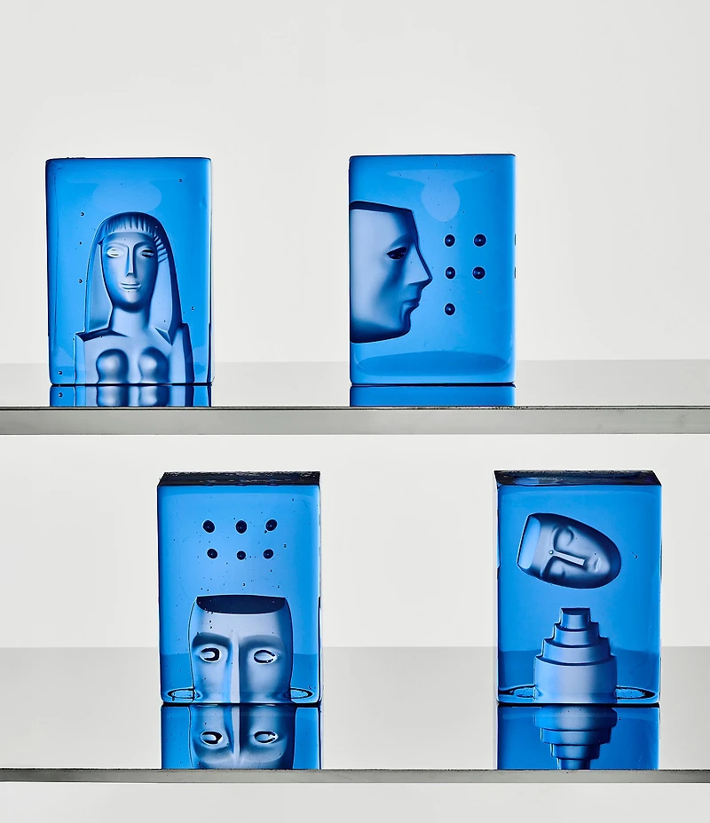 Kosta Boda Azur Collection Think Blue Bertil Vallien Figurine