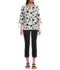 KUT from the Kloth Amy Stretch Denim Mid Rise Cropped Straight Leg Jeans
