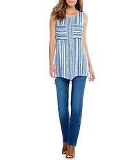 KUT from the Kloth Stevie Slight Knicking Straight Leg Jeans