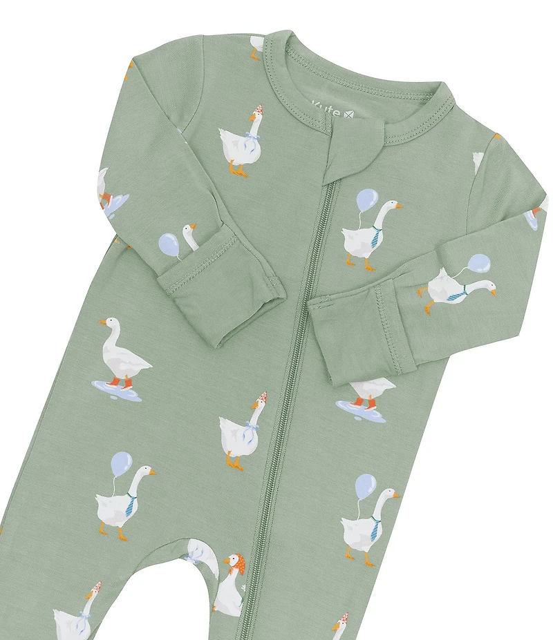 Kyte BABY Baby Boys Bamboo Silly Goose Print Zip Front Footie