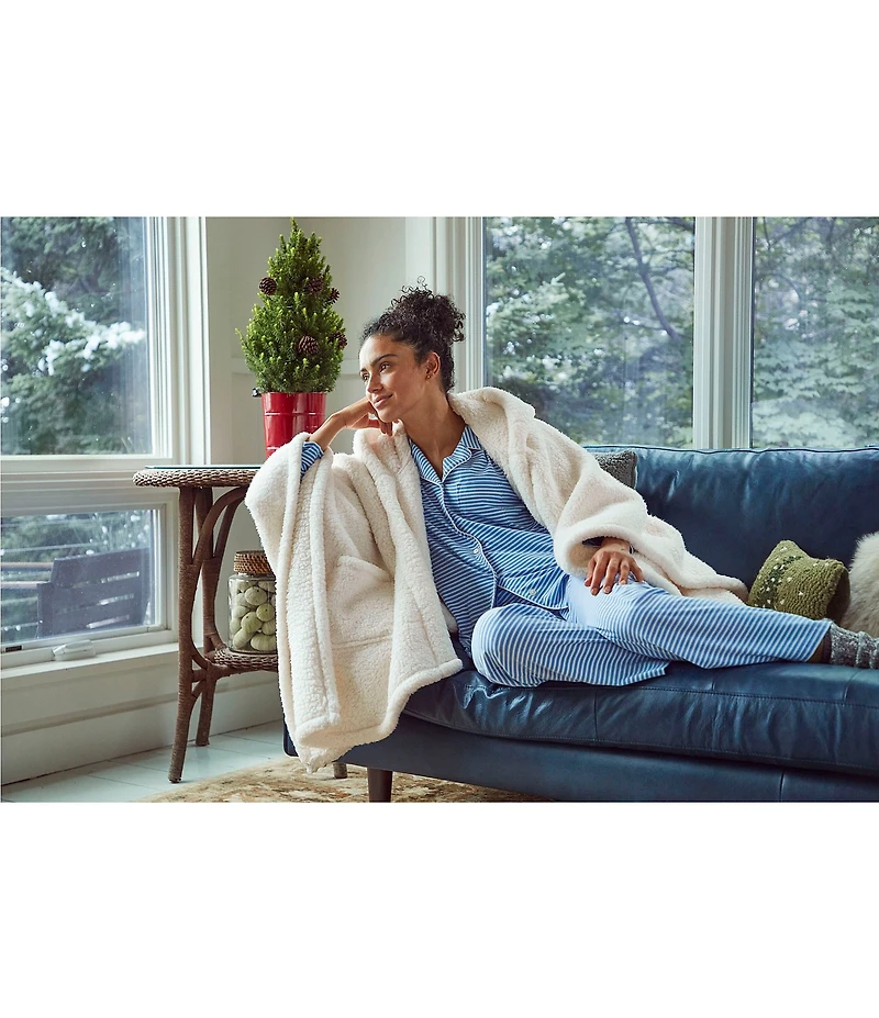 L.L. Bean Cozy Plush Patch Pocketed Wearable Throw