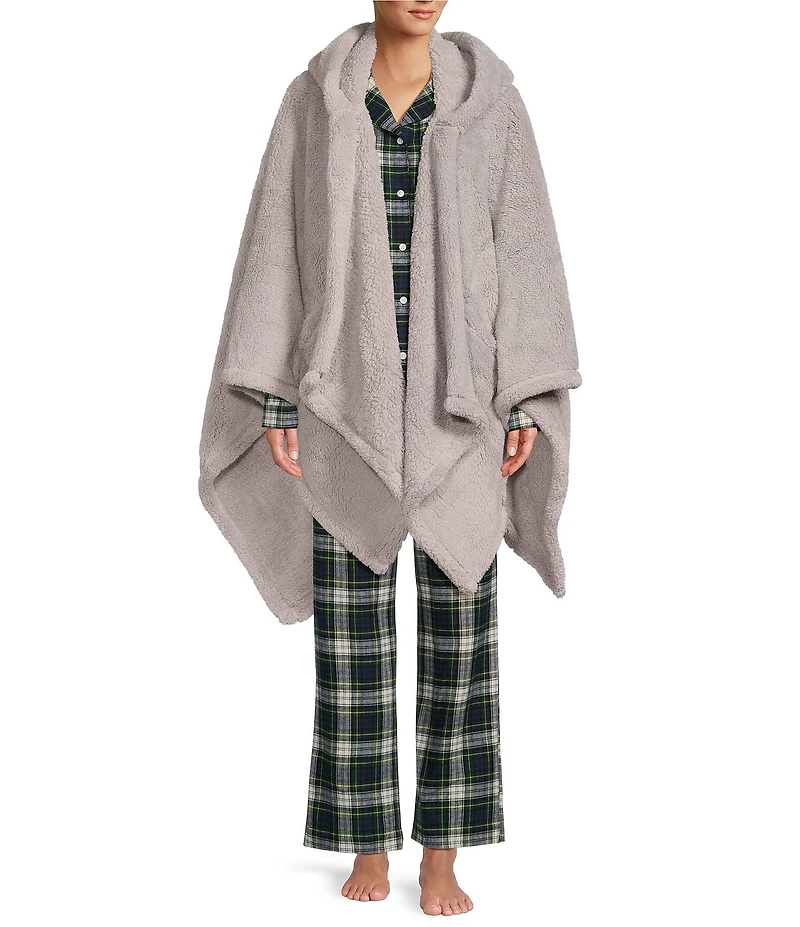 L.L. Bean Cozy Plush Patch Pocketed Wearable Throw