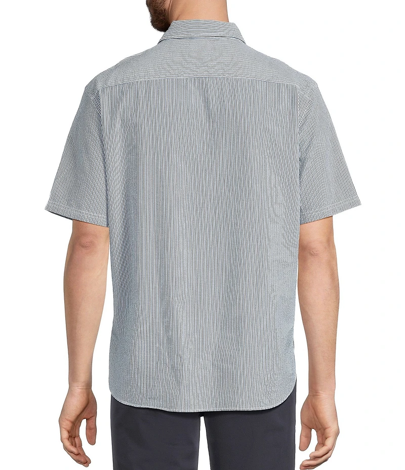 L.L.Bean Comfort Stretch Seersucker Short Sleeve Woven Shirt