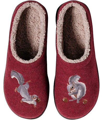 L.L.Bean Daybreak Scuff Squirrels Motif Slippers