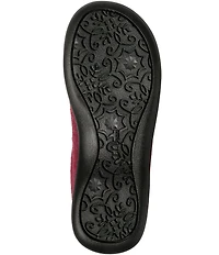 L.L.Bean Daybreak Scuff Squirrels Motif Slippers