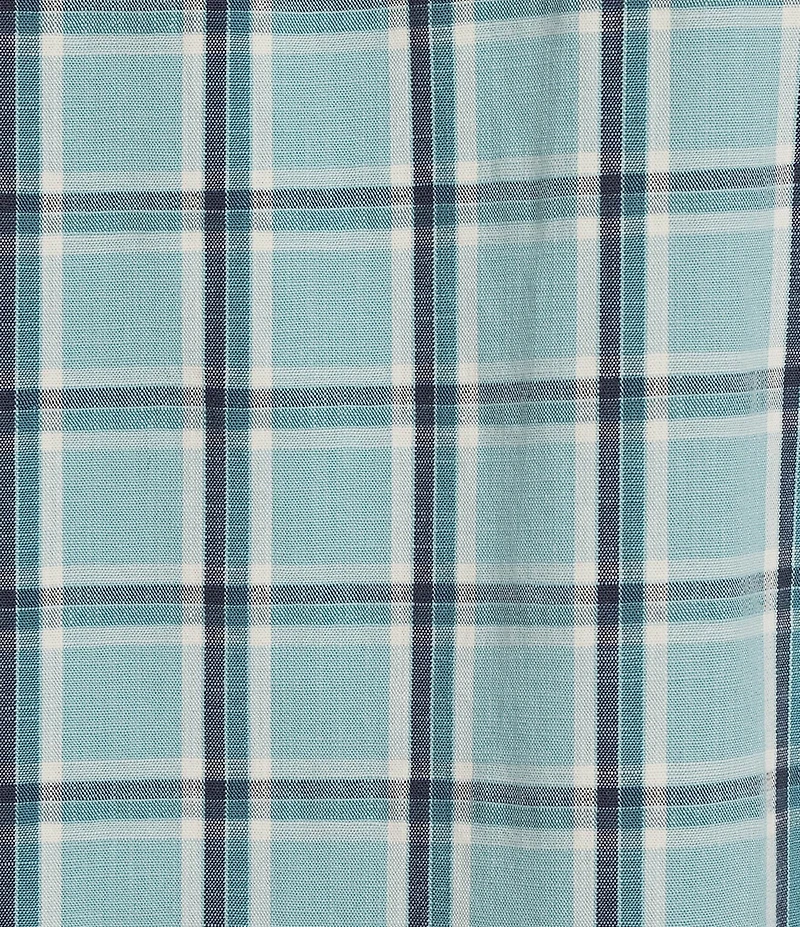 L.L.Bean Medium Plaid Comfort Stretch Short Sleeve Woven Shirt