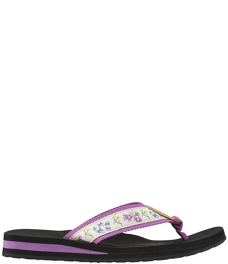 L.L.Bean Women's Classic Maine Isle Floral Flip Flops
