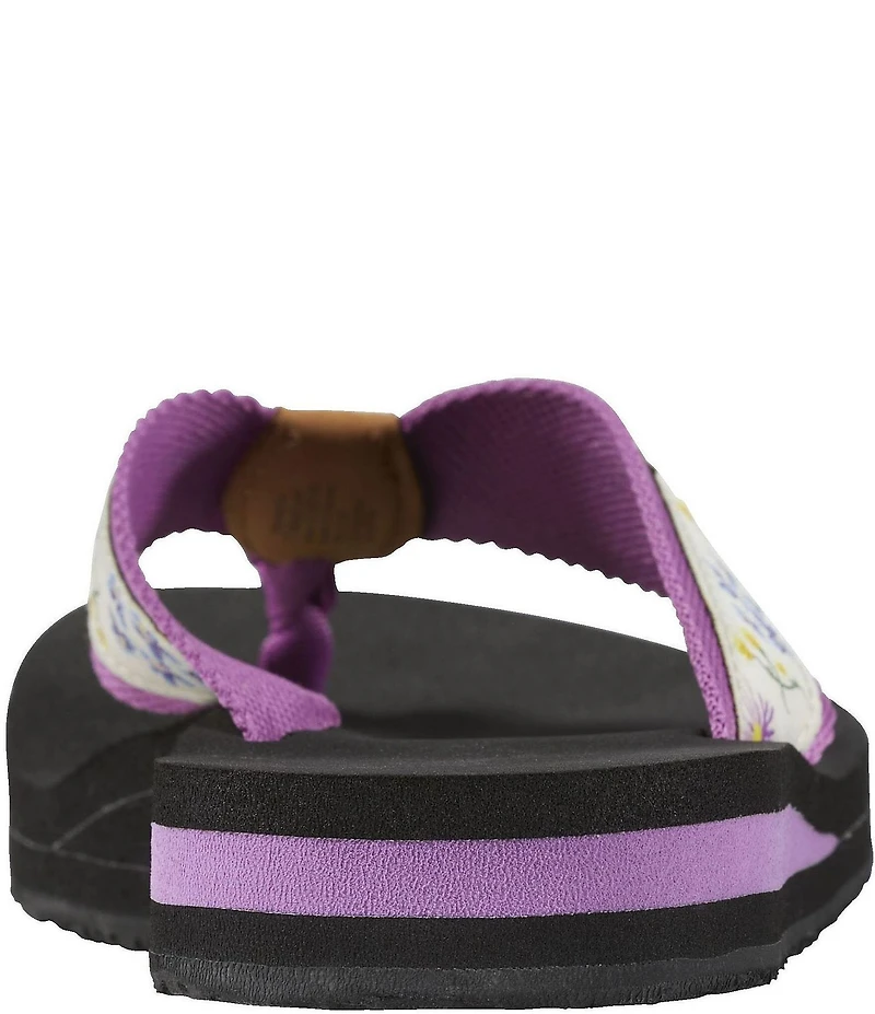 L.L.Bean Women's Classic Maine Isle Floral Flip Flops