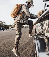 LaCrosse Women's Alpha Deck Camo Collar Rain Boots