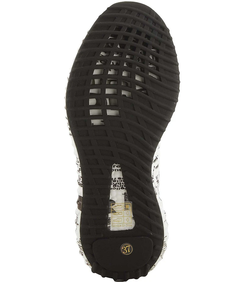 L'ARTISTE Daisymae Floral Print Daisy Embroidered Sneakers