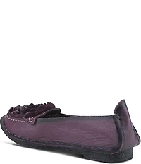 L'ARTISTE Dezi Leather Floral Detail Slip On Loafers