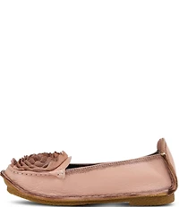 L'ARTISTE Dezi Leather Floral Detail Slip On Loafers
