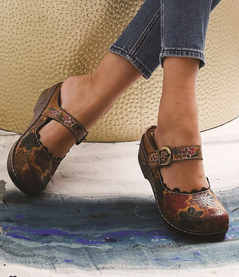 L'ARTISTE Flochino Floral Mule Clogs