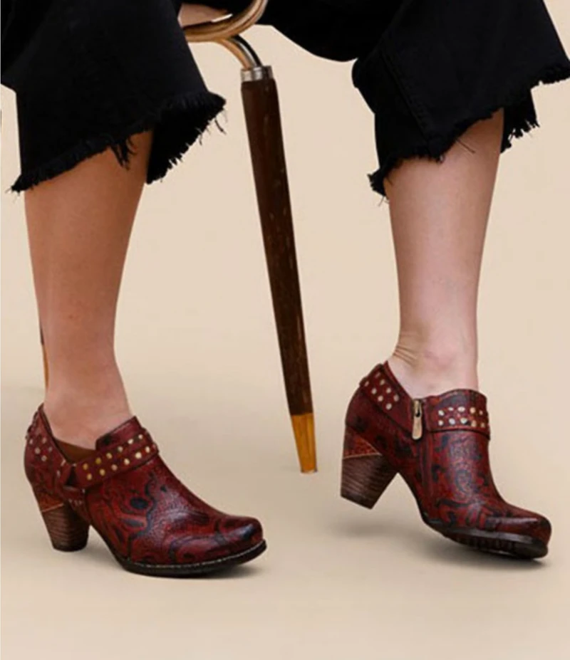 L'ARTISTE Kacielou Tooled Perforated Leather Studded Harness Hardware Shooties
