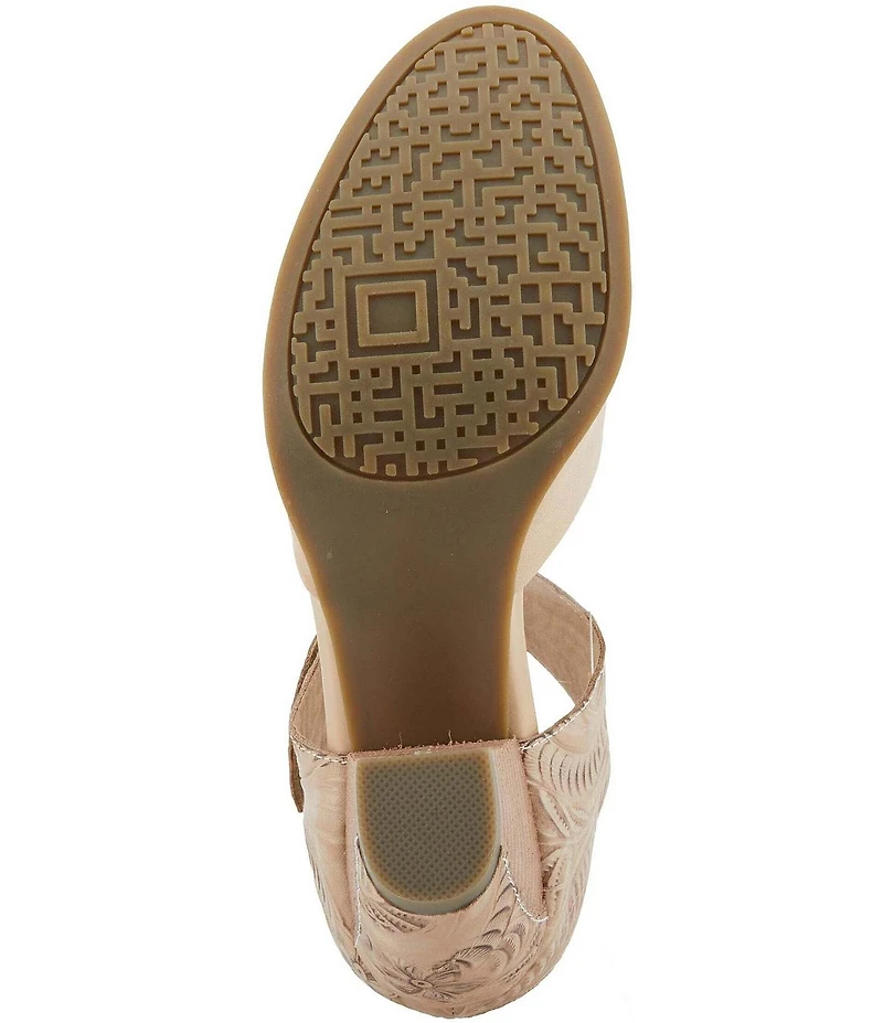 L'ARTISTE Toolie Tooled Leather Mary Jane Pumps