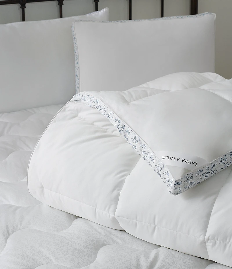 Laura Ashley 300T Cotton Sateen Floral Gusset Comforter