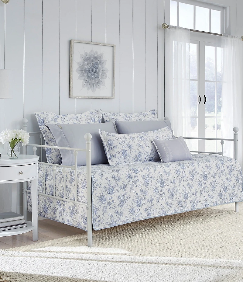 Laura Ashley Blue Floral Walled Garden Daybed Quilt & Sham Set