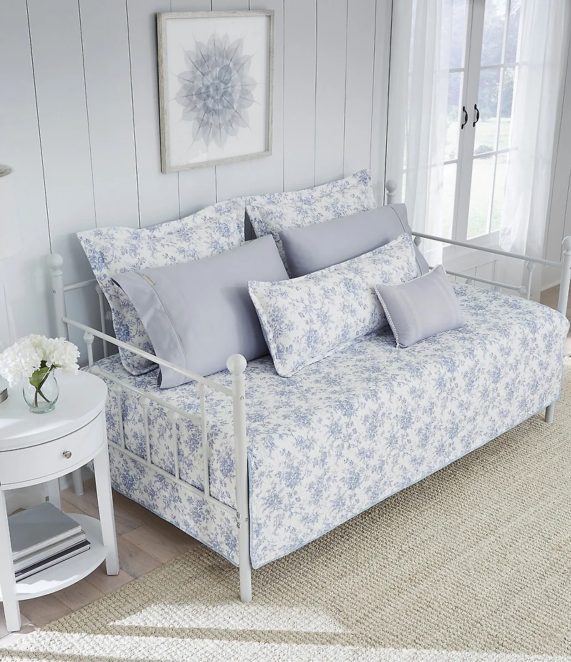 Laura Ashley Blue Floral Walled Garden Daybed Quilt & Sham Set