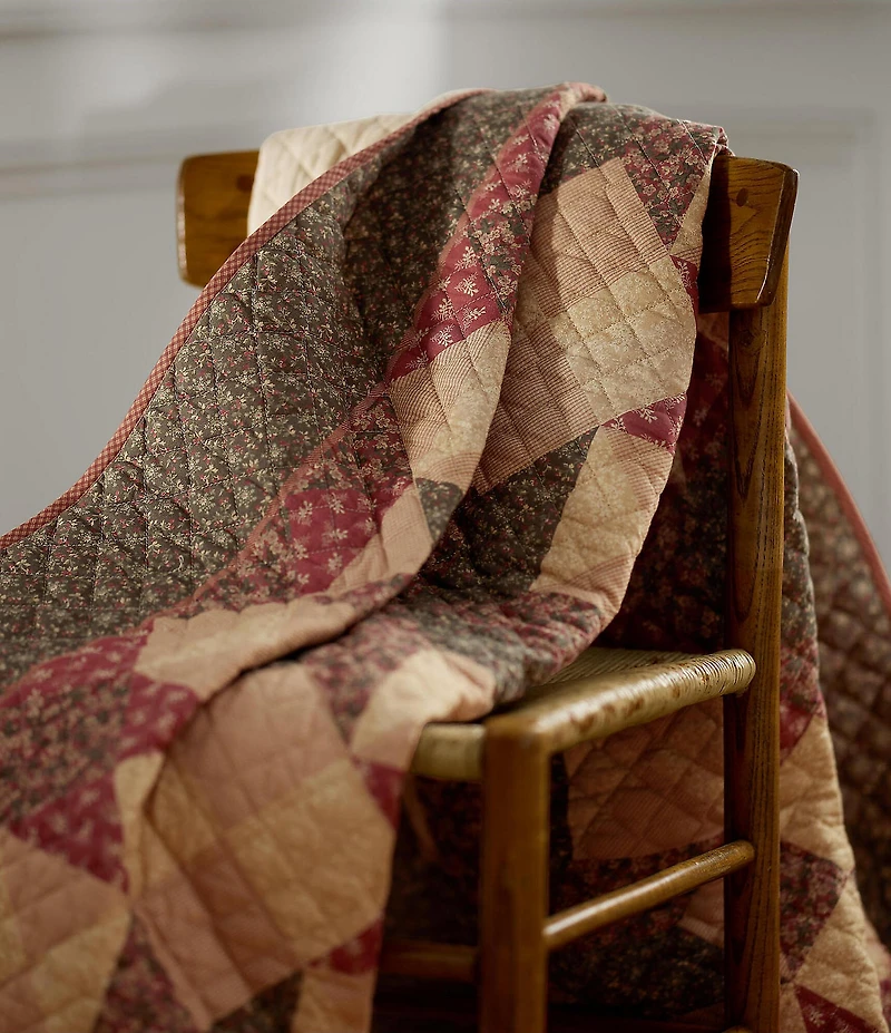 Lauren Ralph Lauren Winslow Geometric Floral Patterned Lightweight Reversible Quilt