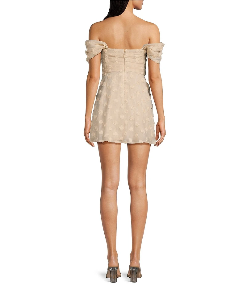 Layered With Love Lil Marilyn Floral Jacquard Lace Sweetheart Neck Sleeveless A-Line Mini Dress
