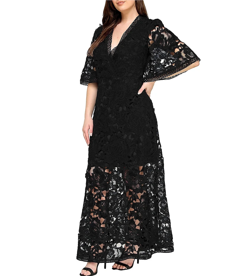 Layered With Love Plus Size Nathalie Short Sleeve Illusion Hem V-Neck Lace Maxi Dress