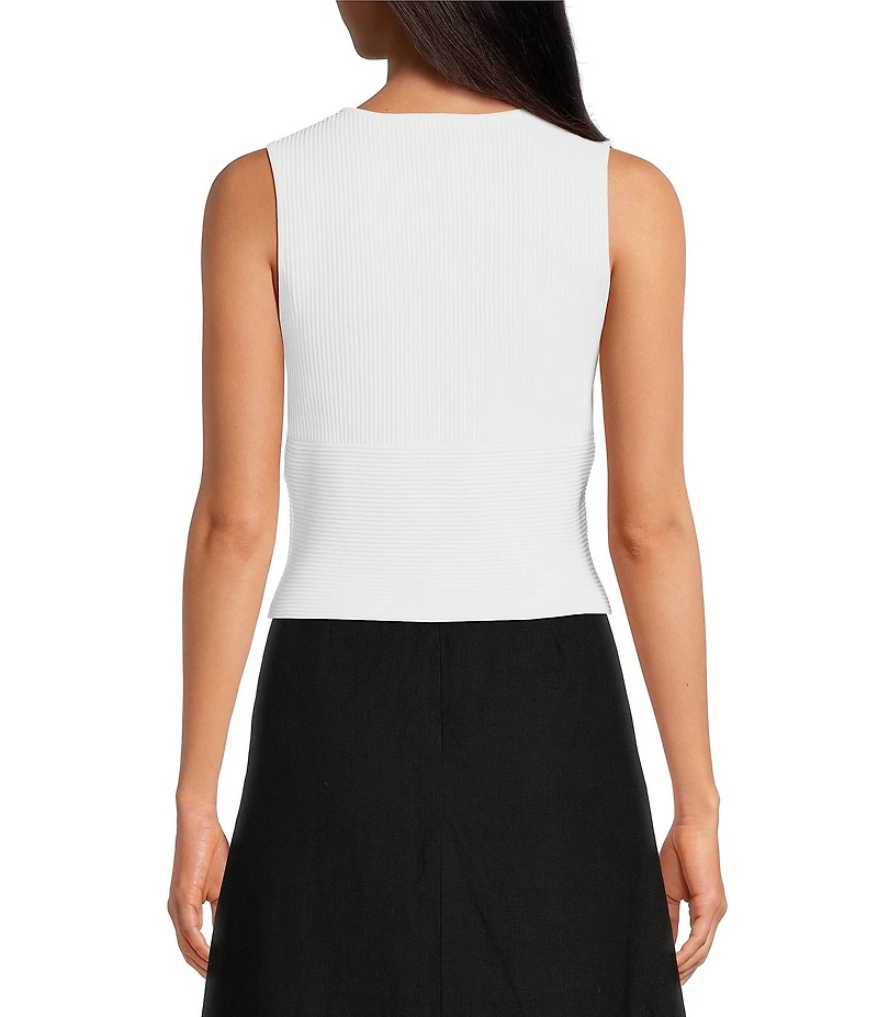 Le' AL.X Low V Neck Sleeveless Cropped Ribbed Knit Tank Top