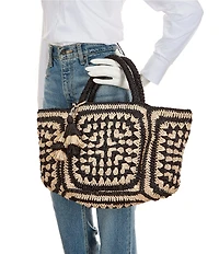 Le' AL.X Natural Paper Raffia Tiered Tassel Tote Bag