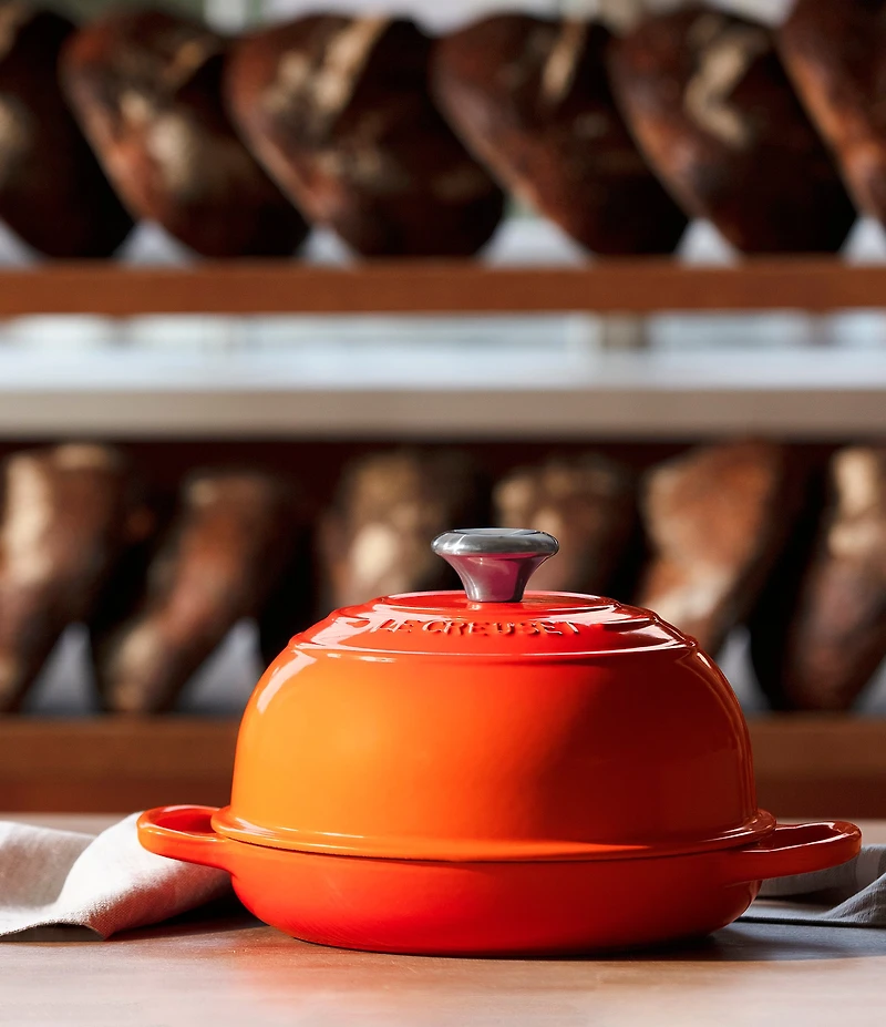 Le Creuset Signature Cast Iron Bread Oven