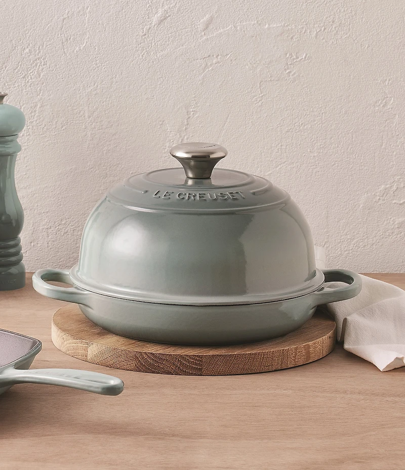 Le Creuset Signature Cast Iron Bread Oven