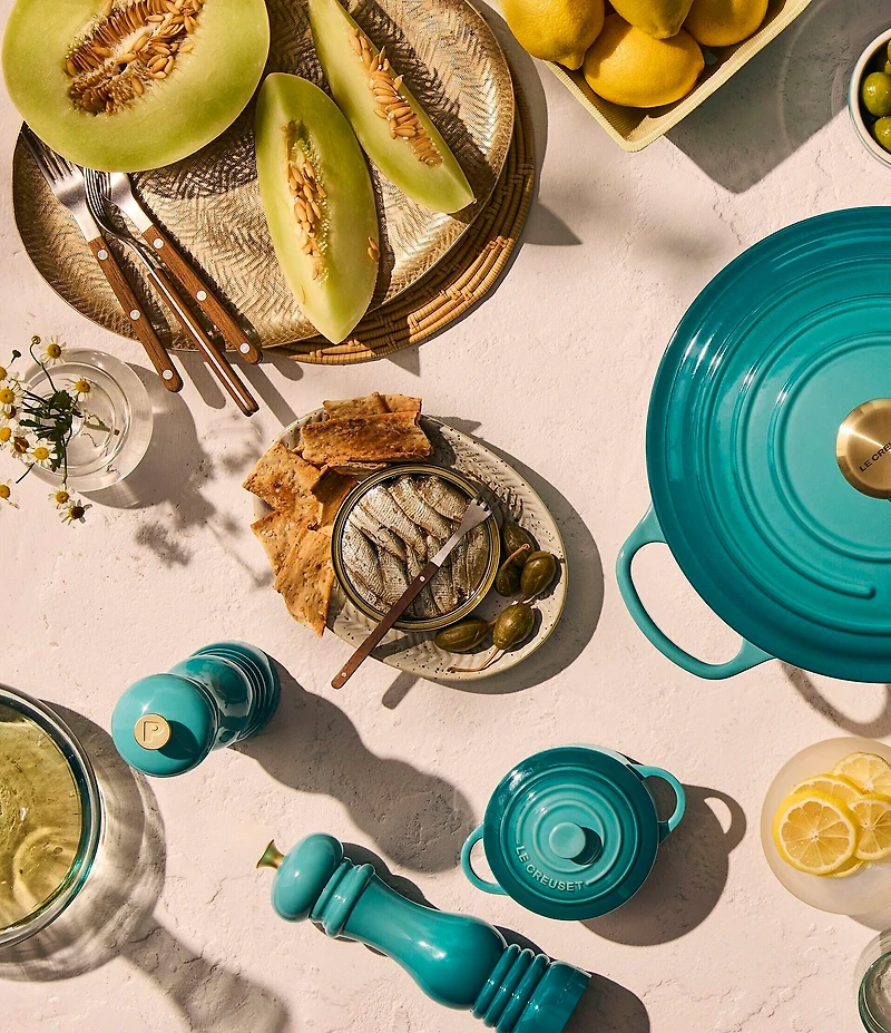 Le Creuset Classic Acrylic Salt Mill