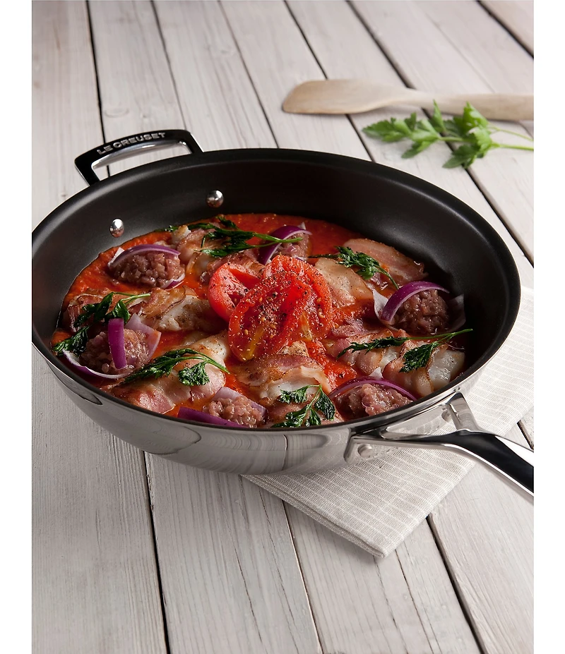 Le Creuset Classic Stainless Steel Set of 2 Nonstick Fry Pans