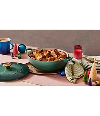 Le Creuset Enameled Cast Iron Holly Collection Traditional Chef's Oven with Lid, 4.5-Quart