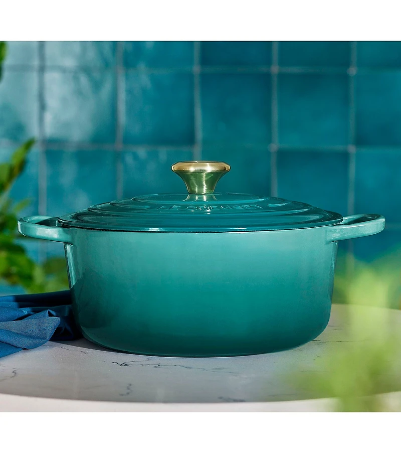 Le Creuset Signature Gold Knob Round Enameled Cast Iron Dutch Oven, 5.5 Qt.