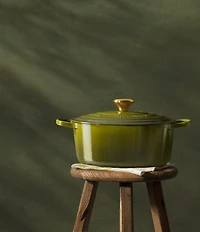 Le Creuset Signature 7.25-Quart Round Enameled Cast Iron Dutch Oven with Gold Stainless Steel Knob