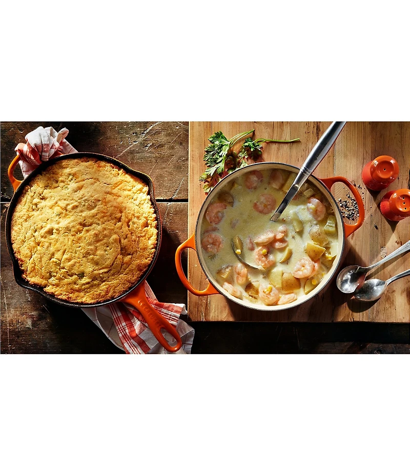 Le Creuset Signature 9#double; Enameled Cast Iron Skillet
