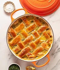 Le Creuset Signature Round Braiser with Crucible Knob, 3.5 Qt.