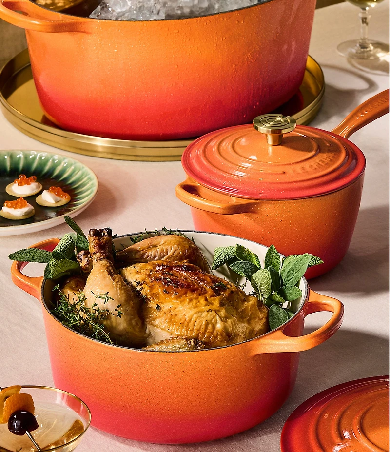 Le Creuset Signature Round Dutch Oven with Crucible Knob, 4.5 Qt.