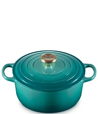 Le Creuset Signature 4.5-Quart Round Enameled Cast Iron Dutch Oven